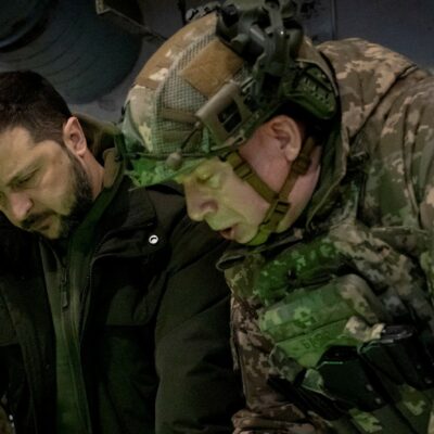 Copertina di Crisi di governo ucraina: Zelensky ora rivede Fedorov, “due Azov al posto di Syrsky”
