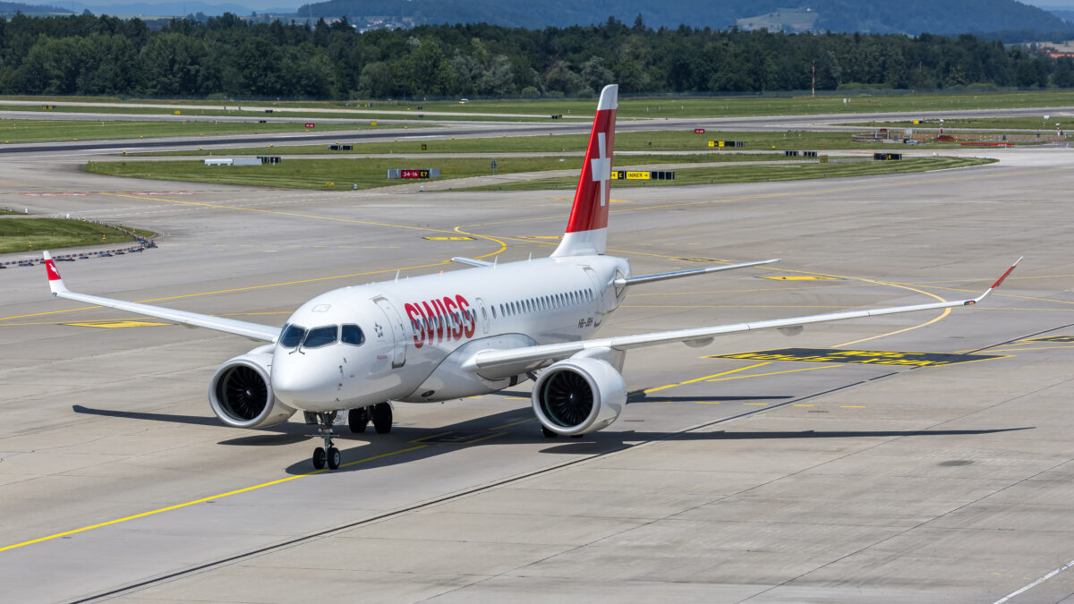 “Erano ubriachi e pronti a mettersi ai comandi dell’Airbus”: piloti Swiss bloccati dai colleghi nella hall dell’hotel