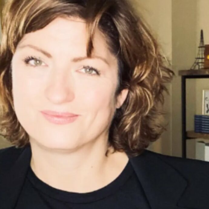 “A 47 anni mi sono iscritta all’Università. Pensavo di essere troppo vecchia ma le sensazioni che avevo provato anni prima durante il Cammino di Santiago mi hanno guidata”: la storia di Abigail Seymour