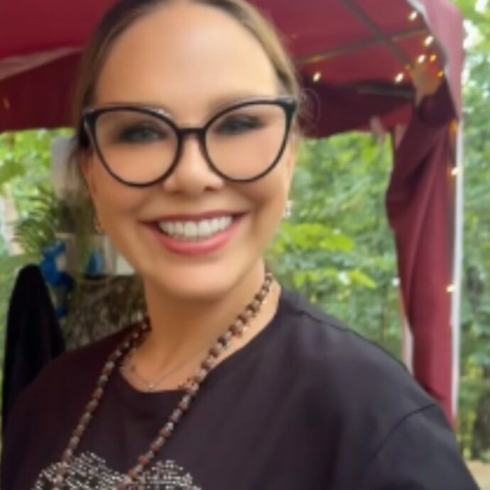 “Facciamo domanda per sentirci veramente a casa… Non possiamo rinnegare le nostre origini”: Naike Rivelli e Ornella Muti chiedono la cittadinanza russa