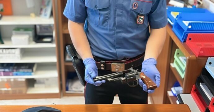 Custode di un’azienda spara ai ladri di rame, denunciato per porto abusivo di armi