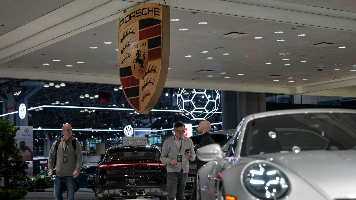 porsche altre migliaia di tagli fino a 6000 posti a rischio entro il 2035 da Ilfattoquotidiano.it porsche altre migliaia di tagli fino a 6000 posti a rischio entro il 2035