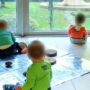 Copertina di Bimbo di un anno e mezzo muore a Catanzaro, ricoverati altri 4 piccoli dello stesso asilo: ipotesi infezione batterica