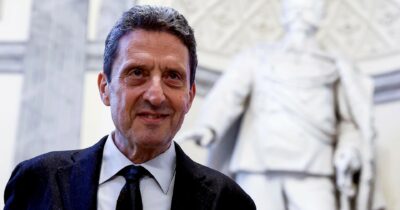 Copertina di Buttafuoco contro l’Ue: “A noi toglie 2 milioni e a Putin versa miliardi”