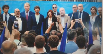 Copertina di I Fratelli smemorati contro la Camorra e i Comunisti: “Il tema è che amici ti scegli…”