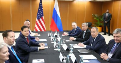 Copertina di Incontro Rubio-Lavrov, il ministro russo: “Inammissibile l’invio di armi all’Ucraina”. La replica: “Pronti a parlare, ma andiamo avanti col sostegno”