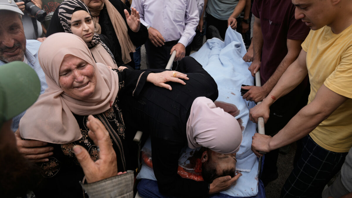 palestinesi si scontrano con coloni israeliani e idf in un villaggio vicino a nablus 5 morti e 3 feriti da Ilfattoquotidiano.it palestinesi si scontrano con coloni israeliani e idf in un villaggio vicino a nablus 5 morti e 3 feriti