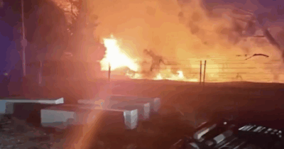 Copertina di Spagna, devastante incendio intorno a Madrid. Responsabile emergenze: “Rogo impossibile da controllare”