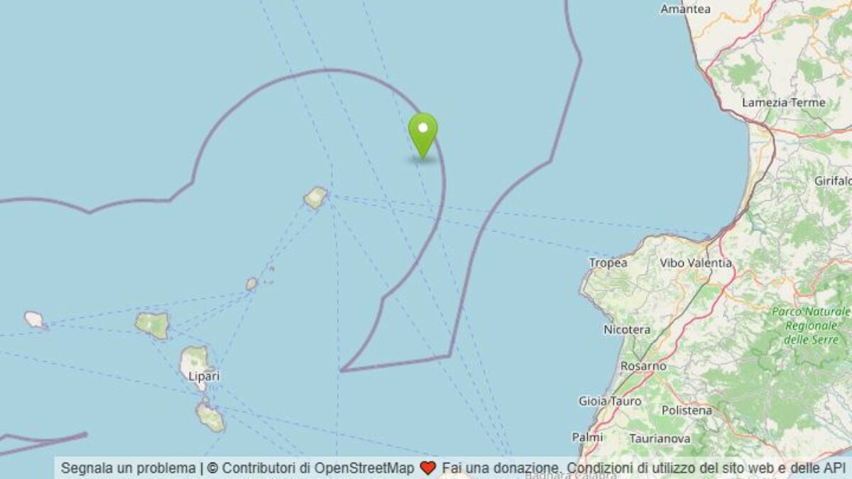 scossa di magnitudo 45 nella notte a largo di stromboli da Ilfattoquotidiano.it scossa di magnitudo 45 nella notte a largo di stromboli