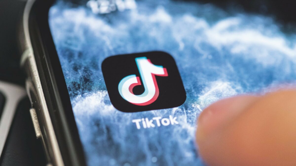 scontri e devastazioni su tiktok la piattaforma reagisce stretta sui video delle proteste task force contro la violenza da Ilfattoquotidiano.it scontri e devastazioni su tiktok la piattaforma reagisce stretta sui video delle proteste task force contro la violenza