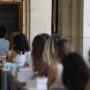 Copertina di Roma, studenti convocati dopo la mail del prof su Gaza. L’Ufficio scolastico regionale dopo l’ispezione: “Non sembrano esserci criticità”
