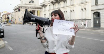 Copertina di Al sit-in per Roggero c’è solo una persona