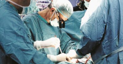 Copertina di Recupera la vista dalla totale cecità dopo un autotrapianto a Torino: è la prima volta nella storia della medicina