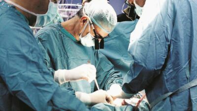 Copertina di Recupera la vista dalla totale cecità dopo un autotrapianto a Torino: è la prima volta nella storia della medicina