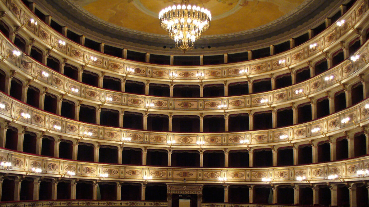 “Oggi scriviamo una pagina storica”: i teatri condominiali del centro Italia entrano nel Patrimonio mondiale dell’Unesco