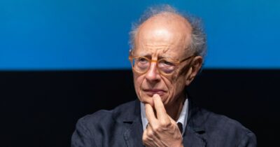 Copertina di Gherardo Colombo: “L’Italia è incattivita e premia la cultura della discriminazione”
