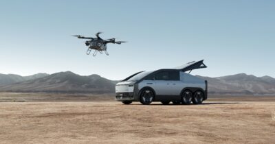 Copertina di Xpeng sfida il futuro. Dall’auto ai robot, passando per l’intelligenza artificiale