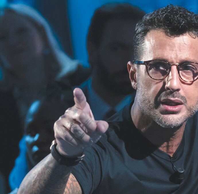 “Ha agito con finalità di spettacolarizzazione e alimentazione del gossip”: il Garante della Privacy multa Fabrizio Corona per il “Bova gate”, dovrà pagare 5 mila euro