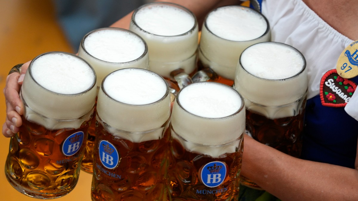 Consumo di birra in calo in Germania, crescita dell’analcolica in Italia, tendenza tra i giovani