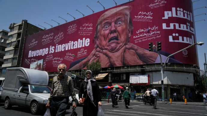 L’Iran torna ad attaccare le basi Usa in Giordania, Washington: “Raid a sorpresa”. Reuters: “La Cina invia 400 lanciamissili a Teheran”