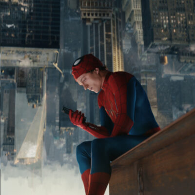 Copertina di “La tuta dell’Uomo Ragno puzza da morire. Quelle di Maguire e Garfield avevano cerniere per andare in bagno. Io no”: lo rivela Tom Holland