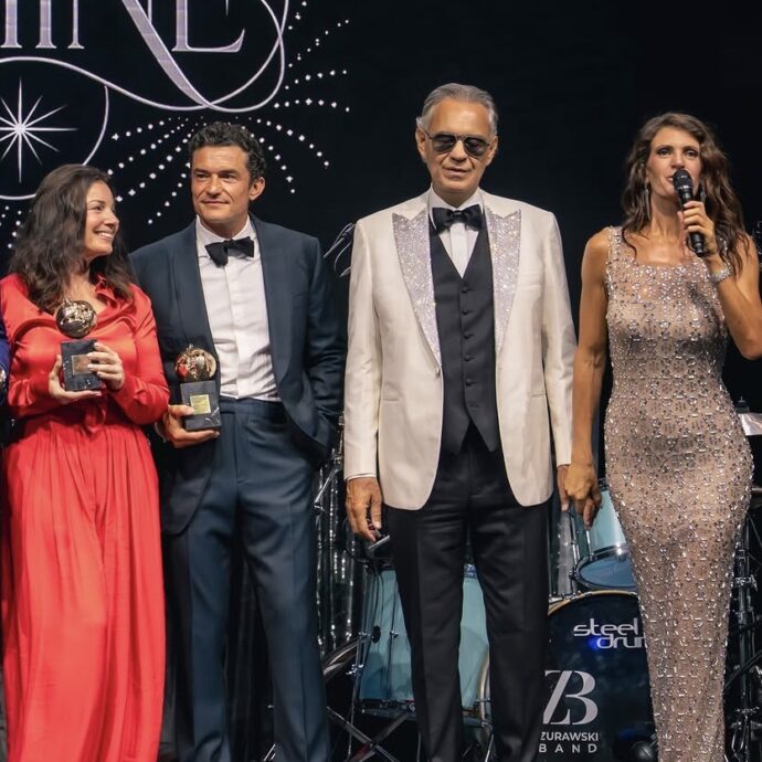 La corte di Andrea Bocelli si riempie di star: premiati la “tata” Fran Drescher che strappa sorrisi e Orlando Bloom che ricorda i “bambini sofferenti”. Oltre 2.3 milioni di euro raccolti all’asta benefica