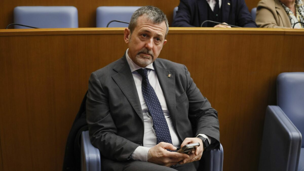 Procuratore Lo Voi chiede accesso alle chat di Delmastro e Caroccia per chiarire la frode da 30 milioni