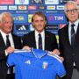 Copertina di Mancini “piacione” rinnega l’Arabia per zittire Serie A e cronisti (paganti)