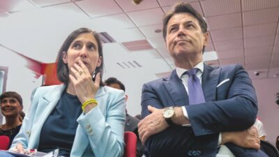 Copertina di Primarie, tra riunioni e dubbi: il Movimento prepara i suoi comitati