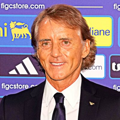 Copertina di Le scuse di Mancini: “È stato come perdere la donna della tua vita“. Poi promette: “Darò fiducia ai giovani“