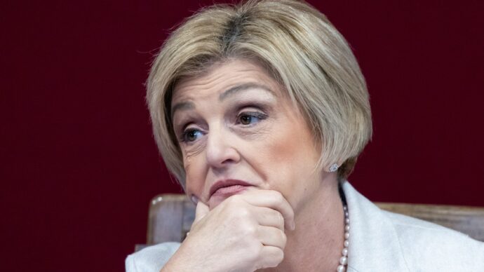 Anche i dati dell’Onu contraddicono la ministra Calderone: “In Italia per i giovani prospettive di carriera scarse, trasferirsi è scelta razionale”