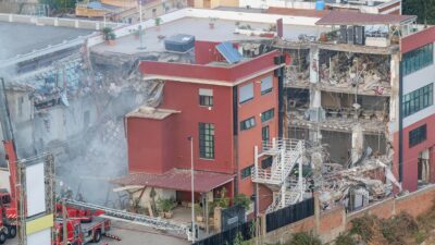 Copertina di Messina, collassa un edificio. Tre feriti gravi e sette dispersi