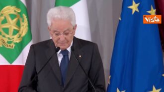 Copertina di Mattarella dopo il caso Roggero: “Adattare leggi ai singoli episodi è l’abdicazione dello Stato”