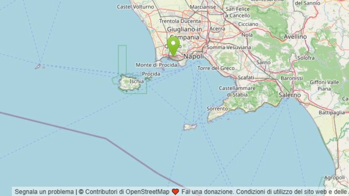 terremoto magnitudo 47 ai campi flegrei crolli e danni agli edifici a pozzuoli black out in molte zone da Ilfattoquotidiano.it terremoto magnitudo 47 ai campi flegrei crolli e danni agli edifici a pozzuoli black out in molte zone