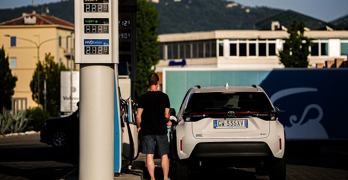 https://st.ilfattoquotidiano.it/wp-content/uploads/2026/07/31/carburanti.jpg