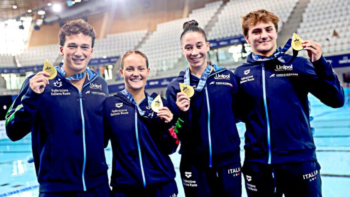 L’Italia dei tuffi parte con il botto: oro agli Europei di Parigi nel Team Event. Super Pelligra, decisivo all’esordio a soli 17 anni
