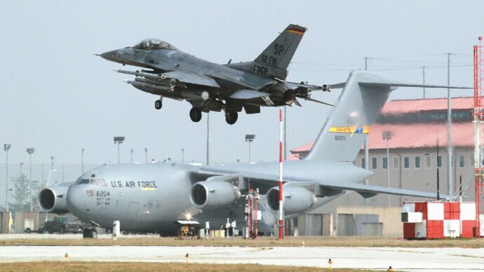 Dozens of cargo flights and tankers flying from Sigonella and Aviano to military bases in the Gulf