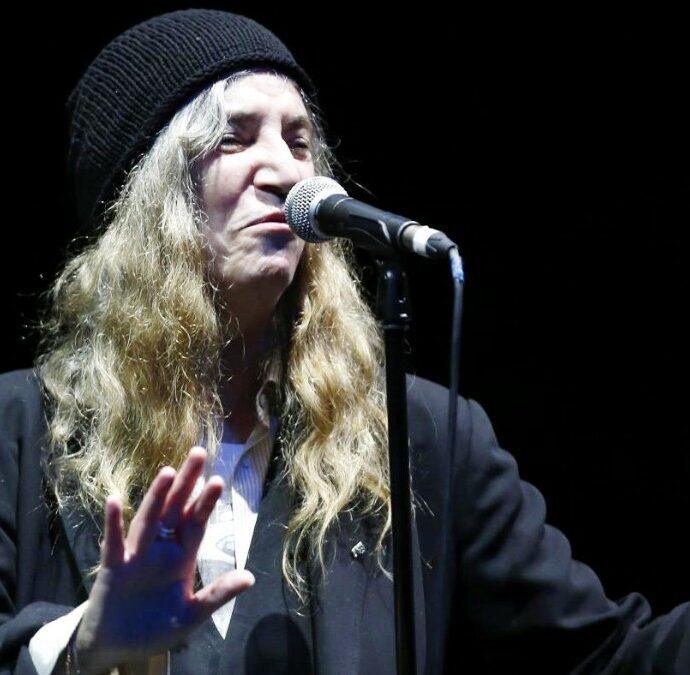 Patti Smith al Circo Massimo: la sacerdotessa del punk che non si è mai musealizzata