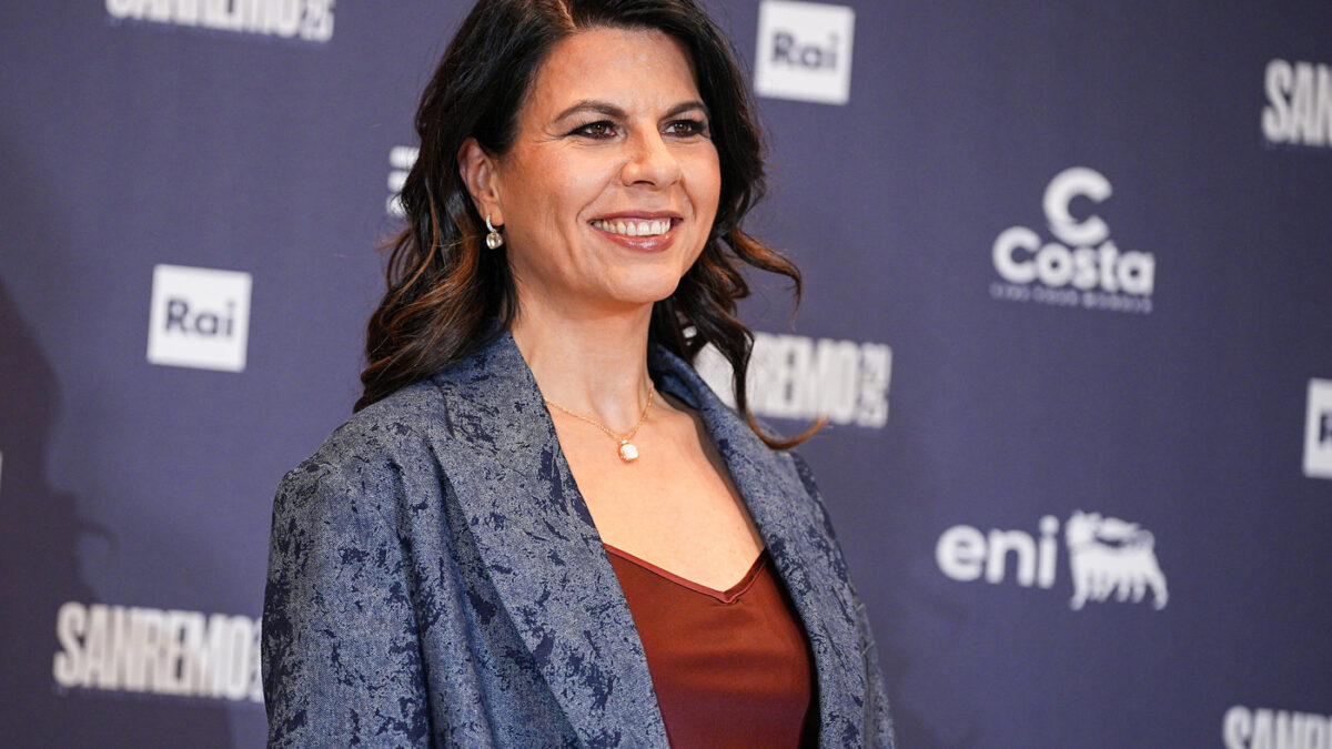 Geppi Cucciari non sarà più alla guida di “Un giorno da pecora” su Rai Radio 1: al suo posto arriva Nancy Brilli. L’indiscrezione: “È epurazione”