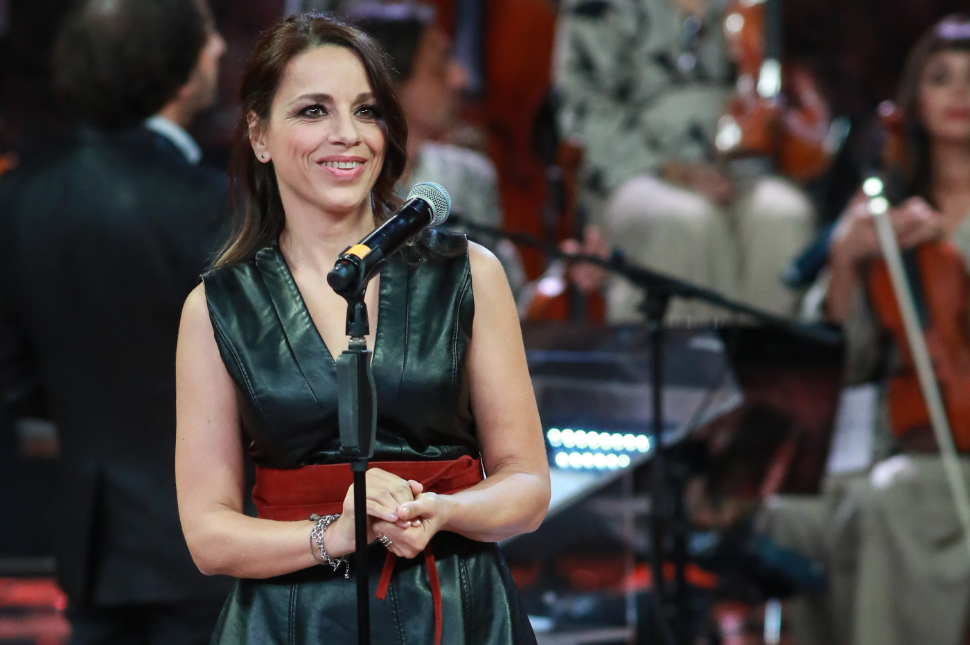 “Ho avuto un tumore, grazie al mio amore per Dio e per la Vergine Maria sono riuscita a guarire. Tutte le volte che ho avuto bisogno mi inginocchiavo davanti alla Madonna”: parla Valeria Rossi