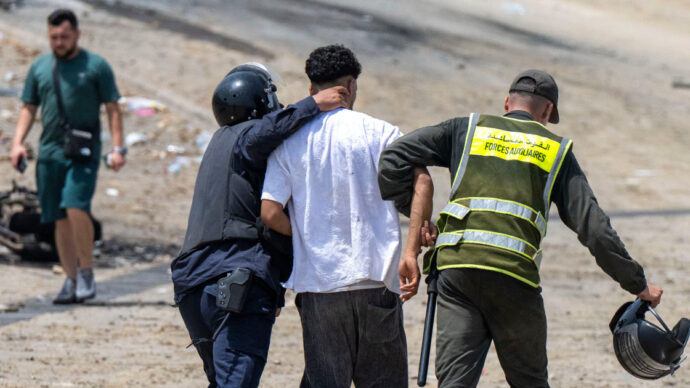 Ceuta, i migranti come arma di ricatto: cosa c’è dietro l’ultima mossa del Marocco