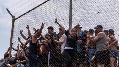 Copertina di La lunga marcia della destra Usa e israeliana per usare il Marocco come carta per mettere sotto pressione la Spagna di Sánchez: i rapporti tra Casa Bianca e il re, gli editoriali per “riprendere Ceuta”