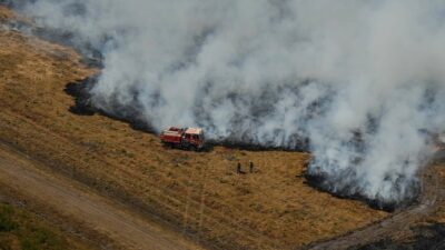 Copertina di Il fumo degli incendi francesi arriva fino a Firenze