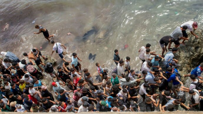 Balle&paure l’europa e l’invasione impossibile. Ventidue paesi dell’Ue ipotizzano di ripristinare controlli  ai confini, ma i migranti da Ceuta non potevano passare nel Vecchio Continente. Ecco perché