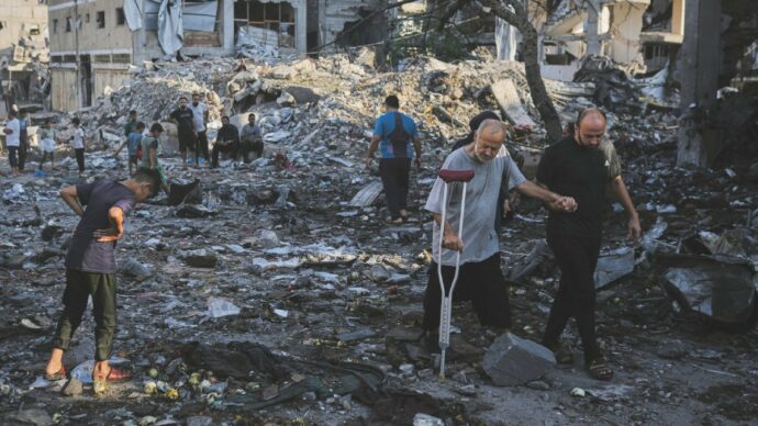 Trump parla di “accordo storico” ma a Gaza il massacro continua