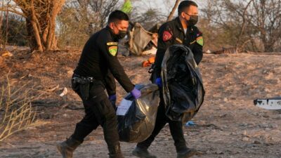 Copertina di Aereo si schianta in Perù: 13 morti, tra cui 7 italiani. Distrutte due famiglie di Monza e Seregno | Le vittime