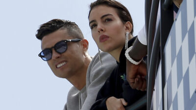 Copertina di “Cristiano Ronaldo sposerà Georgina Rodriguez il prossimo weekend a Madeira”: l’indiscrezione bomba del tabloid The Sun