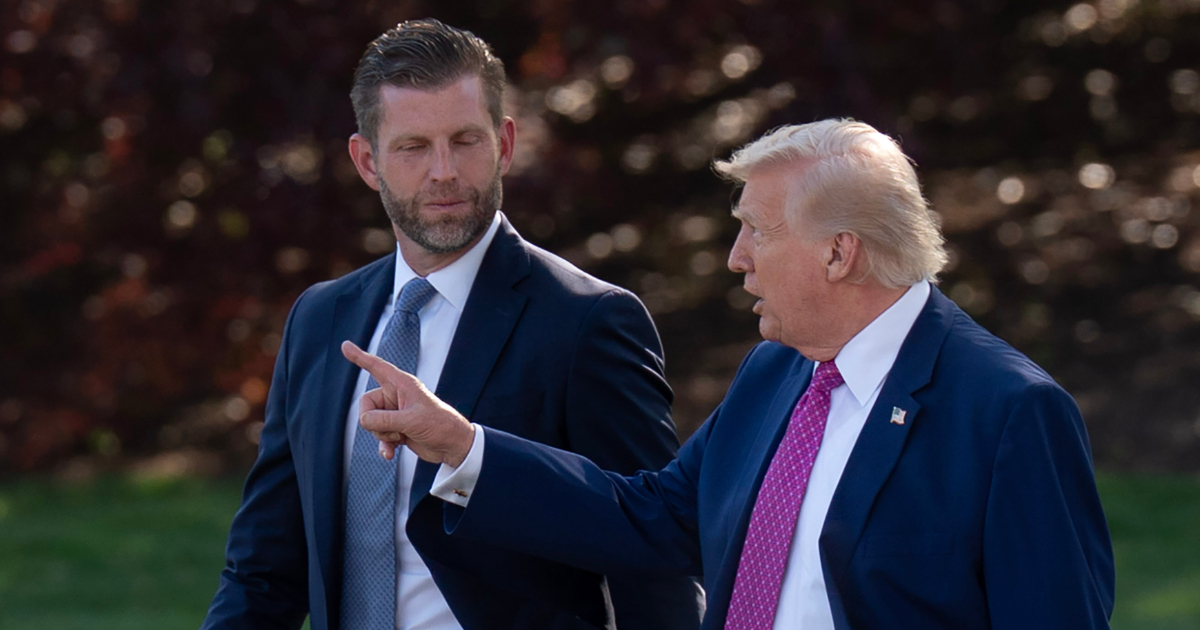 https://st.ilfattoquotidiano.it/wp-content/uploads/2026/08/03/Eric-Trump-Donald-Trump.jpg
