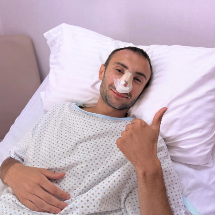 “Finalmente ho fatto l’intervento di chirurgia al naso. Potete criticarmi quanto volete, ma il mio volermi bene va sopra tutto”: parla Ramon, il ballerino di Amici