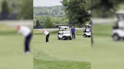 Copertina di “La pallina è telecomandata”. Trump annuncia di aver vinto il torneo di golf, ma il video del colpo diventa virale